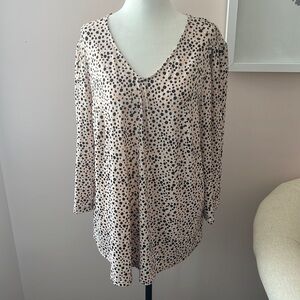 Adrianna Papell l Dotted Long Sleeve Blouse